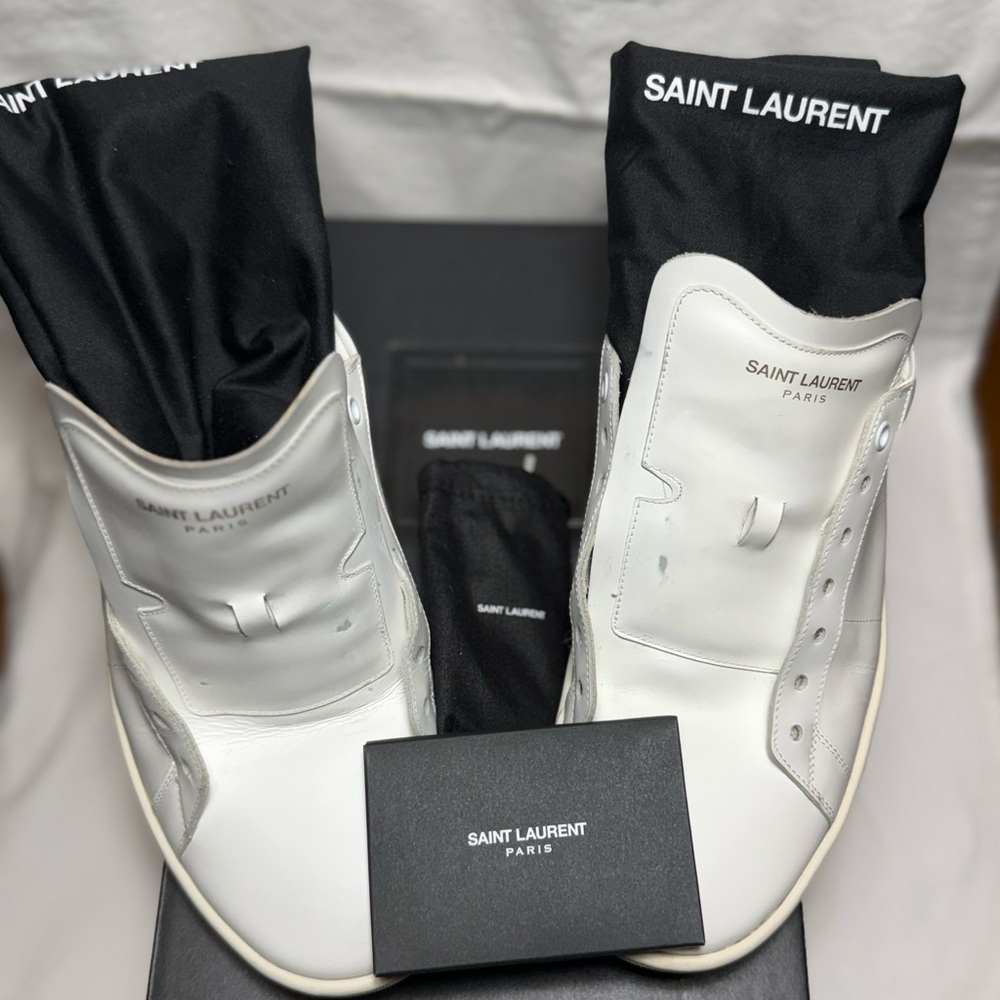 Saint Laurent S01 Low Top Sneakers